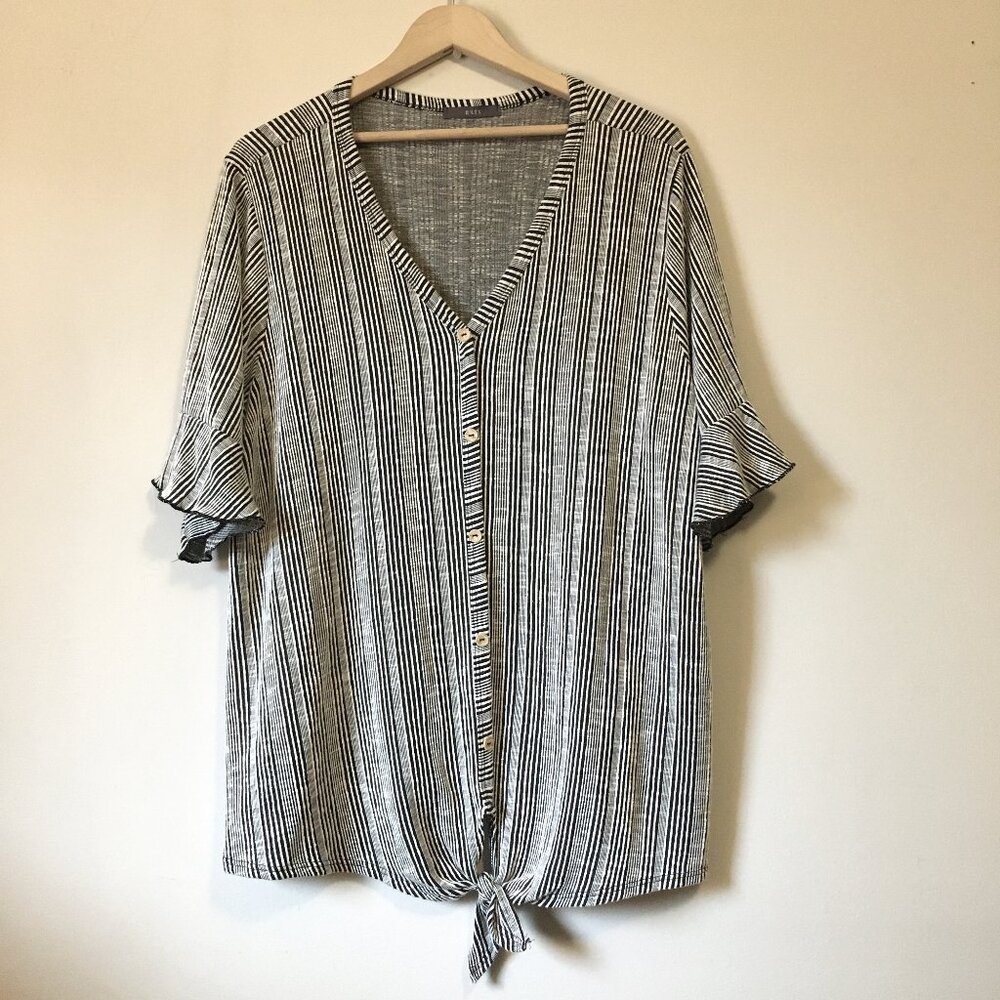 Gyft B&W Pinstripe Flutter Sleeve Tie Hem Button Up Tee 3X